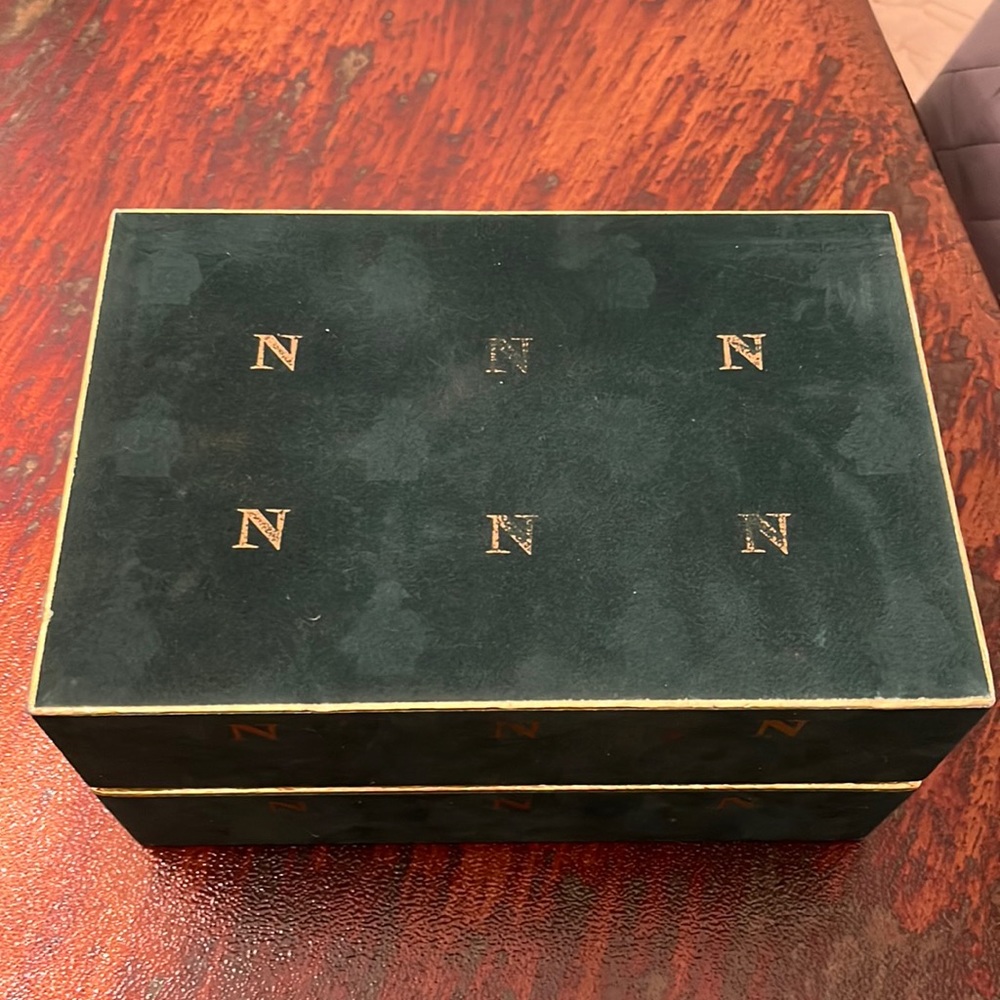 Baccarat signed VTG Talleyrand decanter made in France 1937-1970